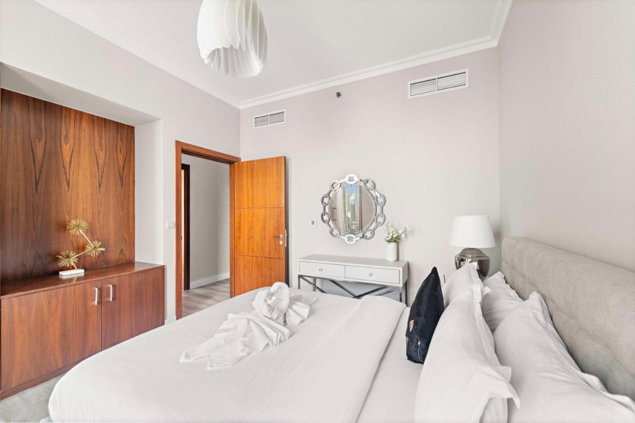 First Class 3Br With Full Burj Khalifa And Fountain View 迪拜 外观 照片